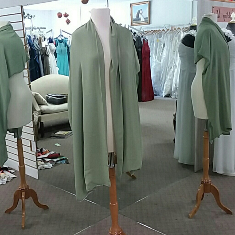 CELADON color Marys Bridal Shawl